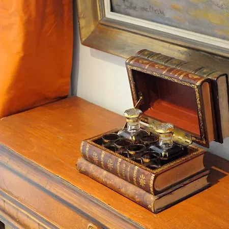 Apartamento Tenderness At Notre Dame, Delacroix *