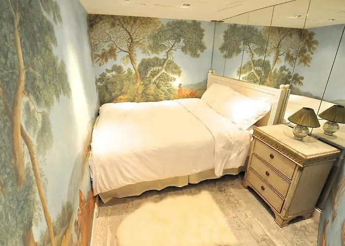 Apartment Tenderness At Notre Dame, Delacroix